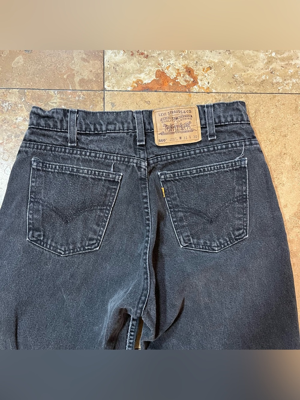 Vintage Levi’s 560 Mens Orange Tab Loose Fit Tapered Leg Jeans Made In USA 29x30 - Picture 5 of 9